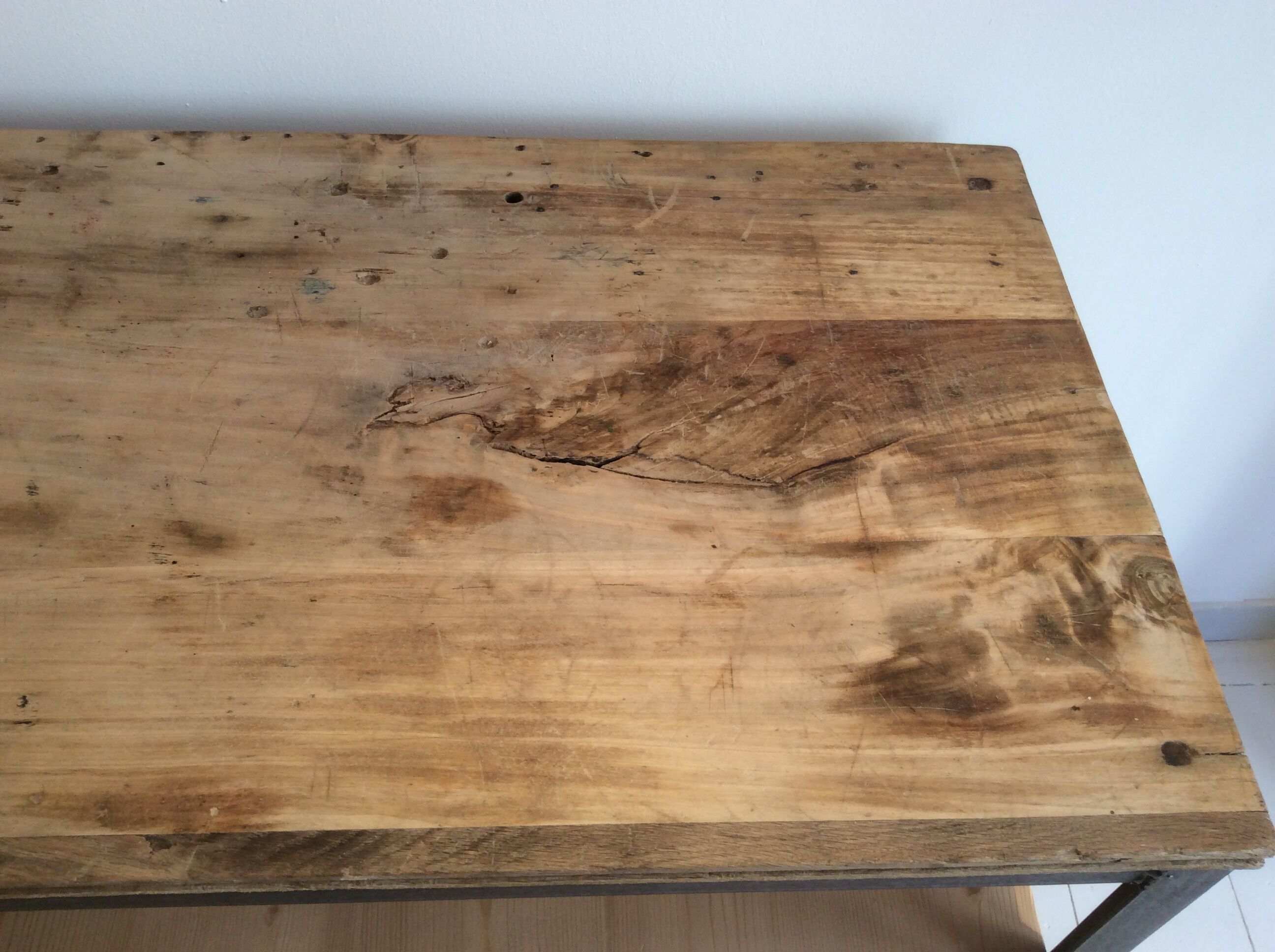 Meuble d'atelier établi en fer et bois