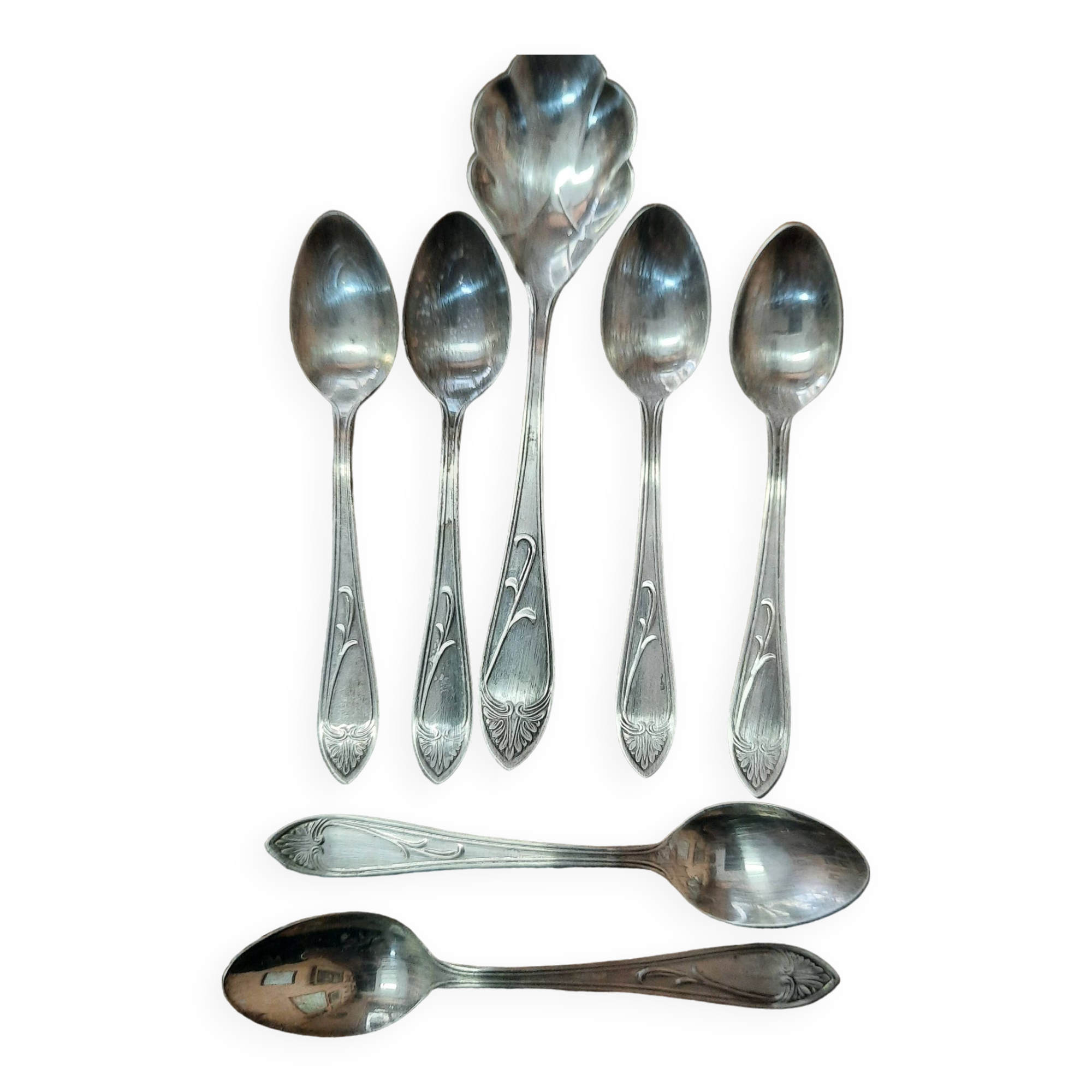Set of desert spoons