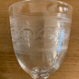 Lot 4 antique liquor glasses engraved with crystal blown