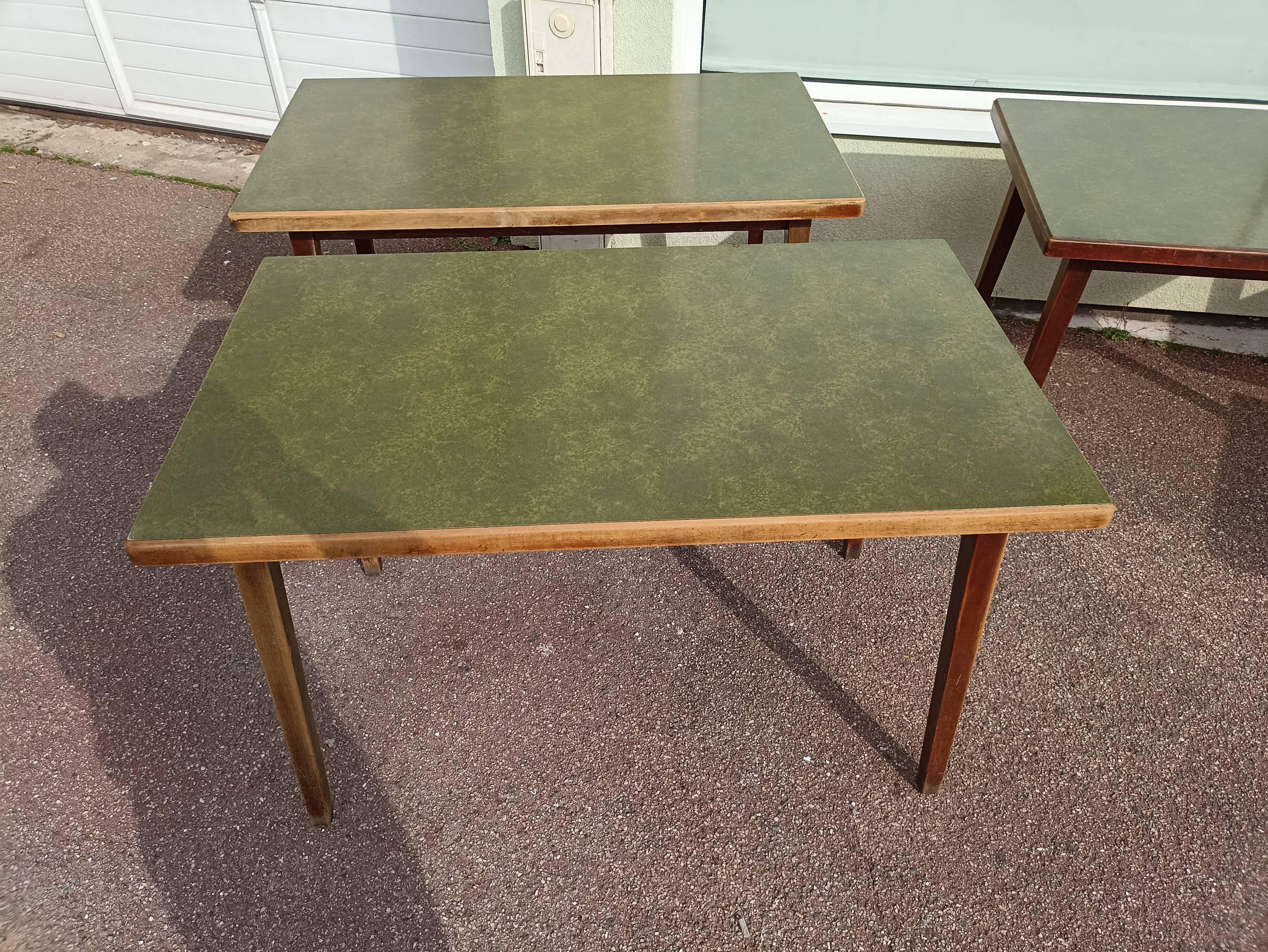 Set of 5 wooden and Formica bistro table