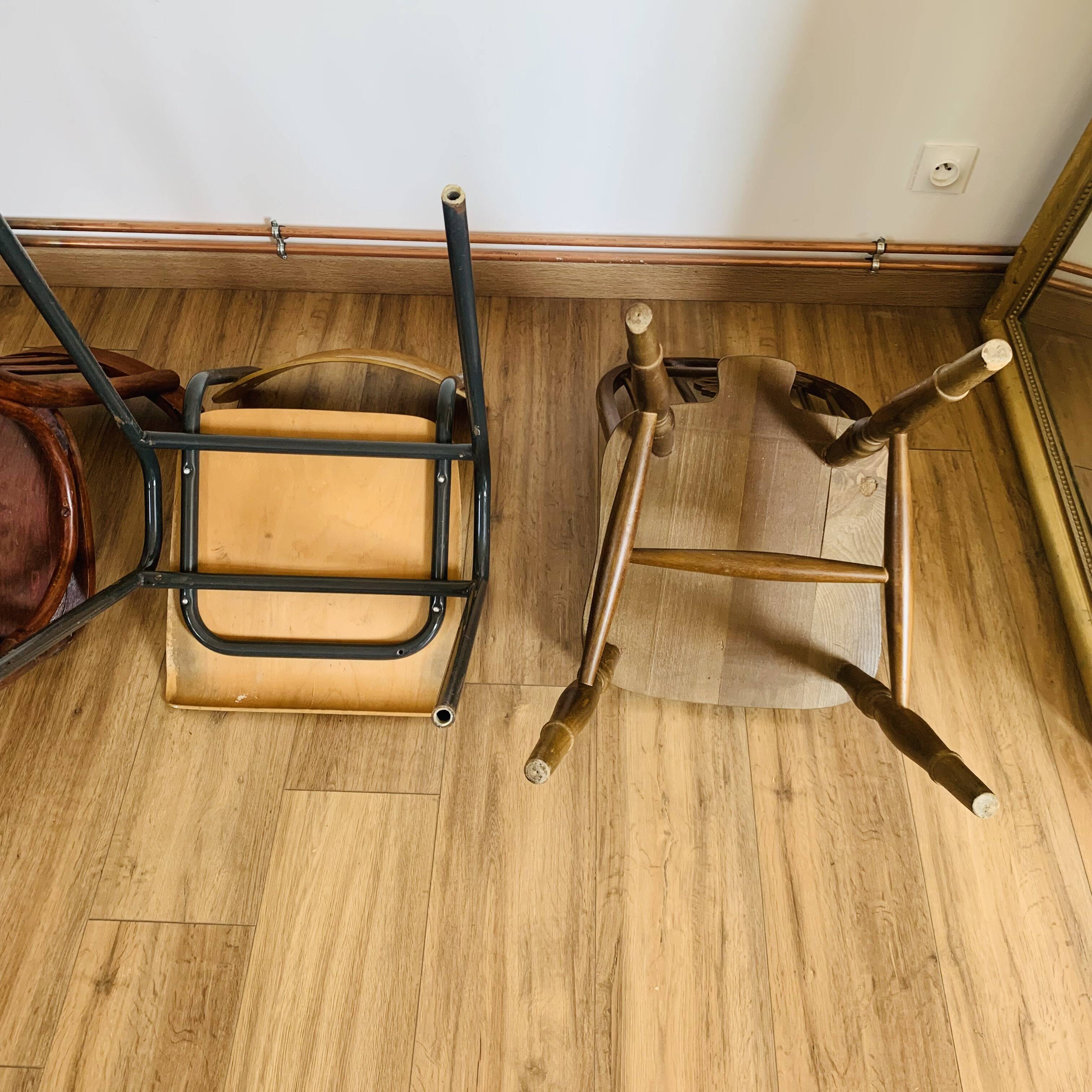 Set of 4 mismatched chairs