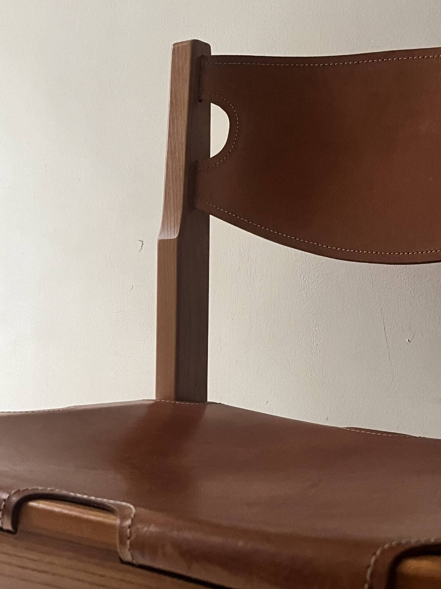 elm wood and camel leather chair Maison Regain, French design 1960