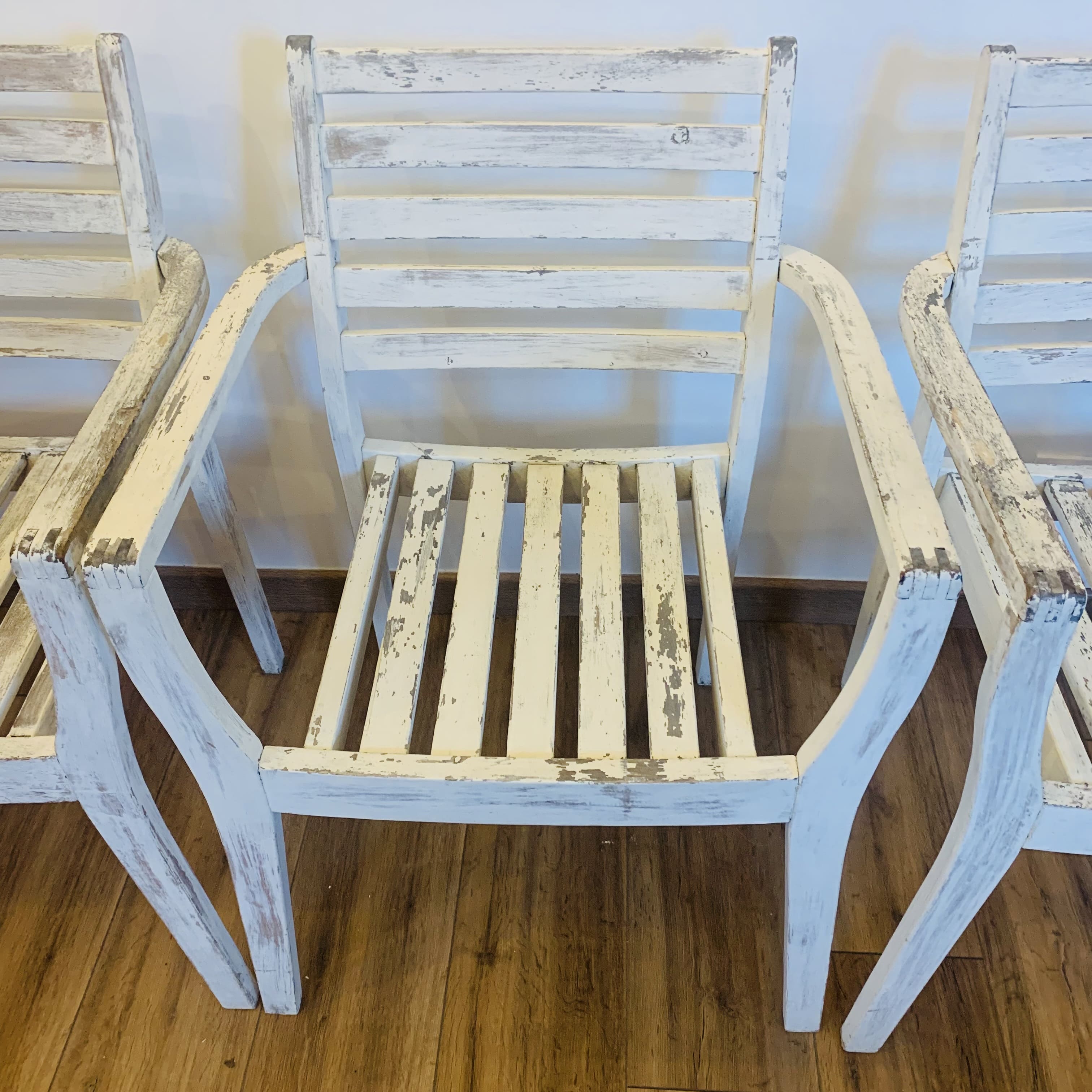 Ensemble de 4 chaises en bois