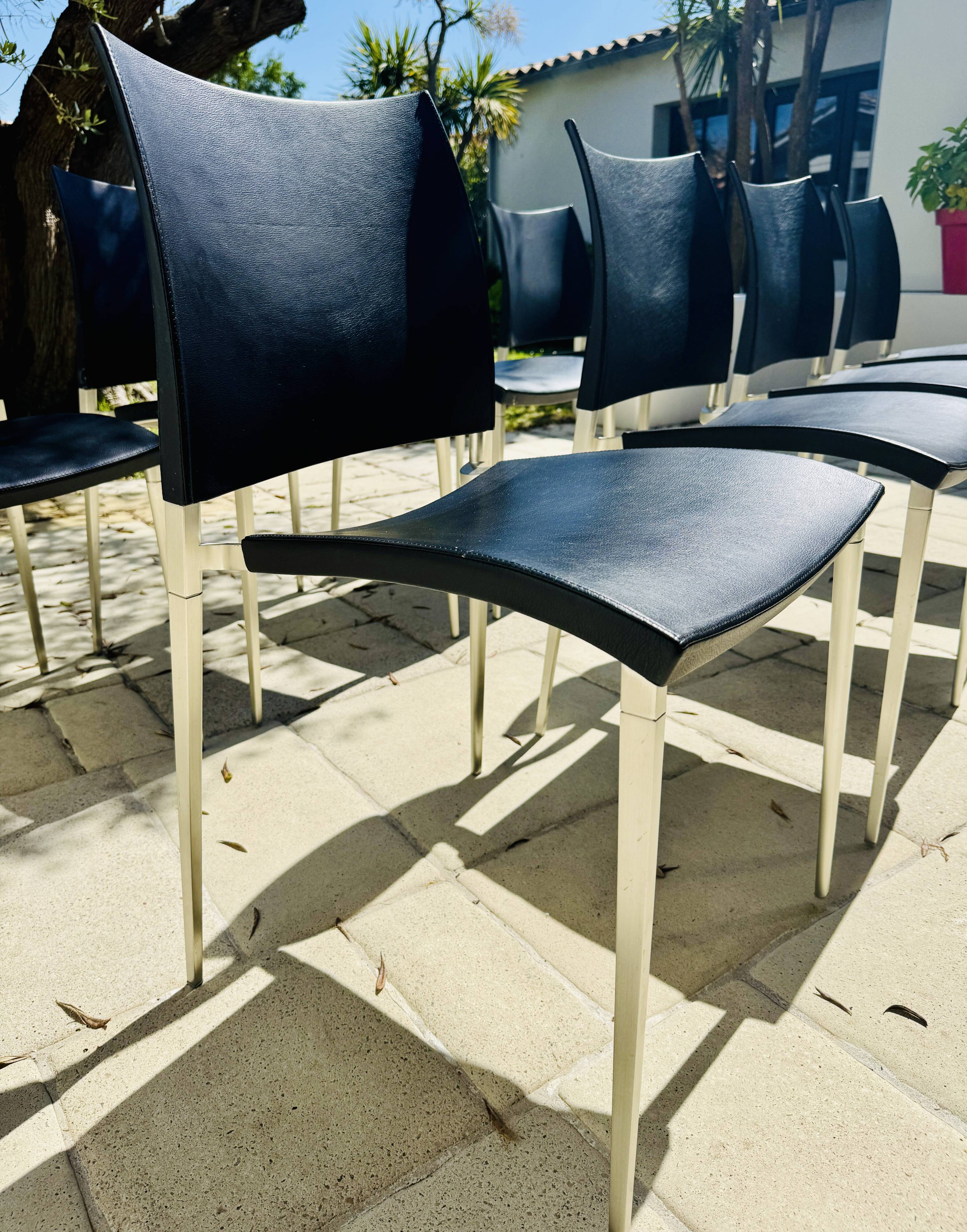 Lot de Chaise Sand 447 cuir noir Desalto