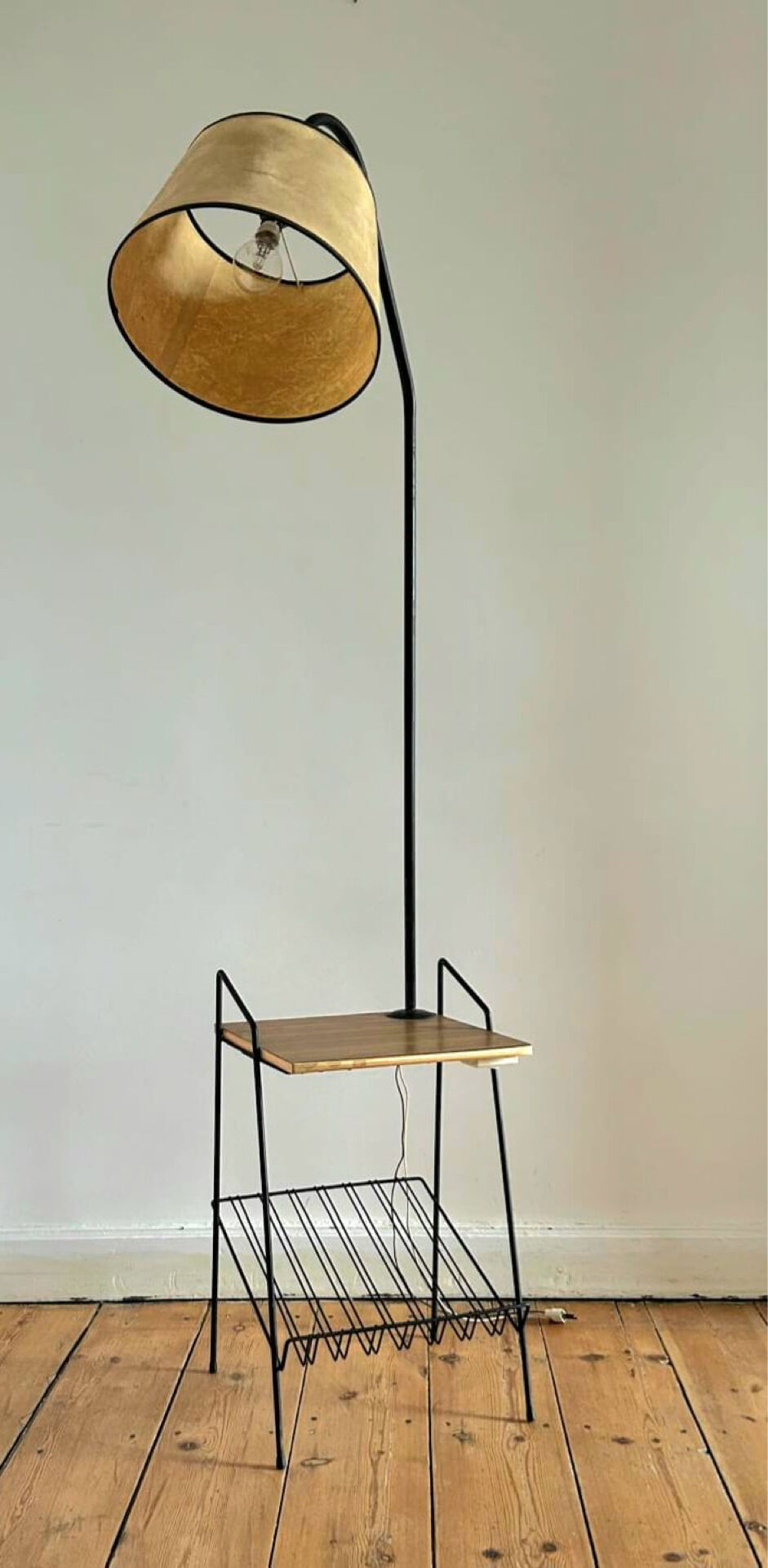Magazine table with vintage floor lamp, antique side furniture, l