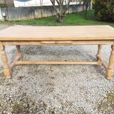 Farmhouse table