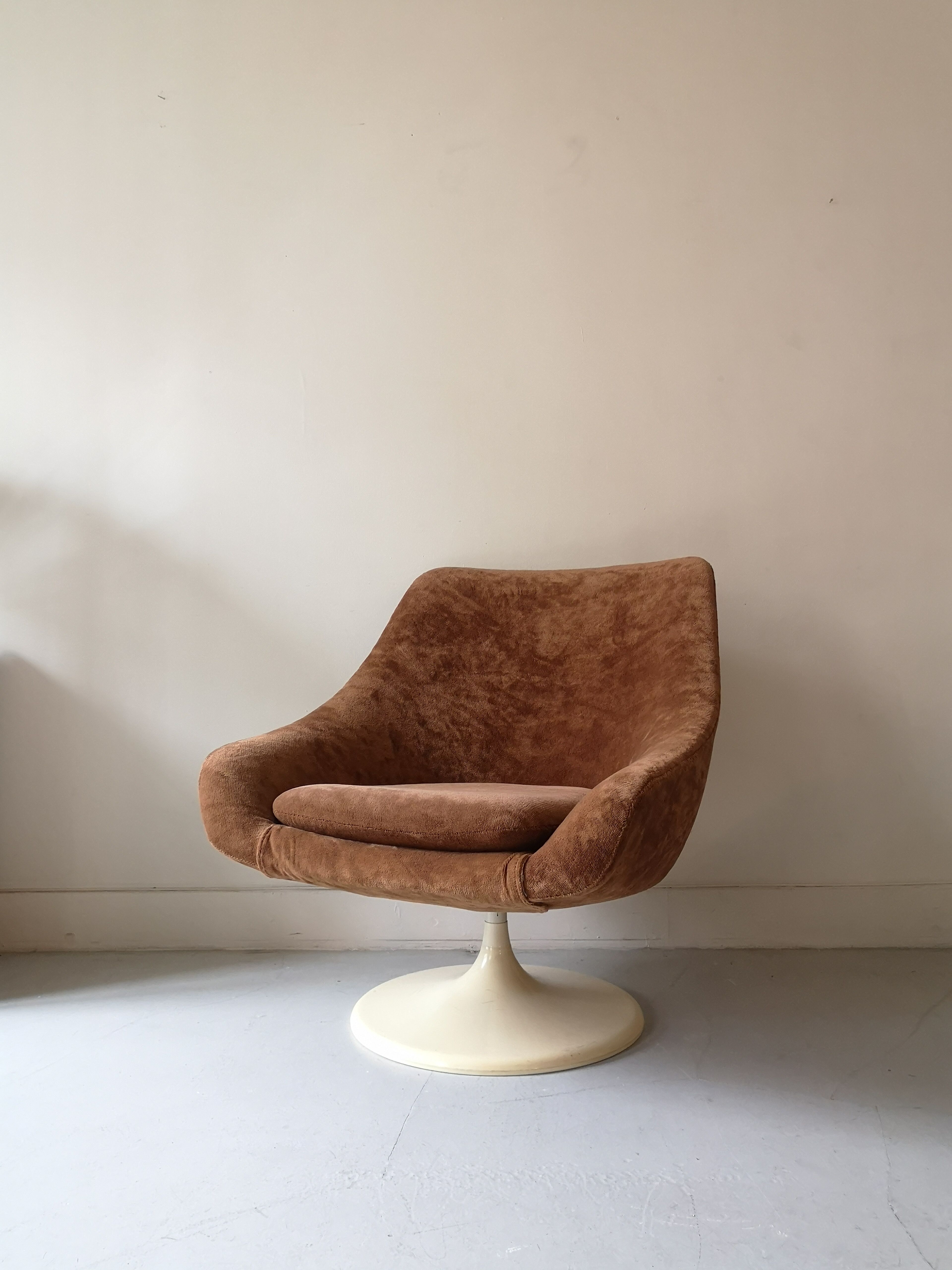 Tulip armchair in terracotta velvet, design 1970