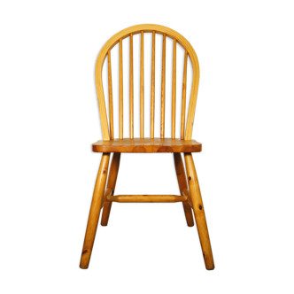 Vintage Windsor pine chair