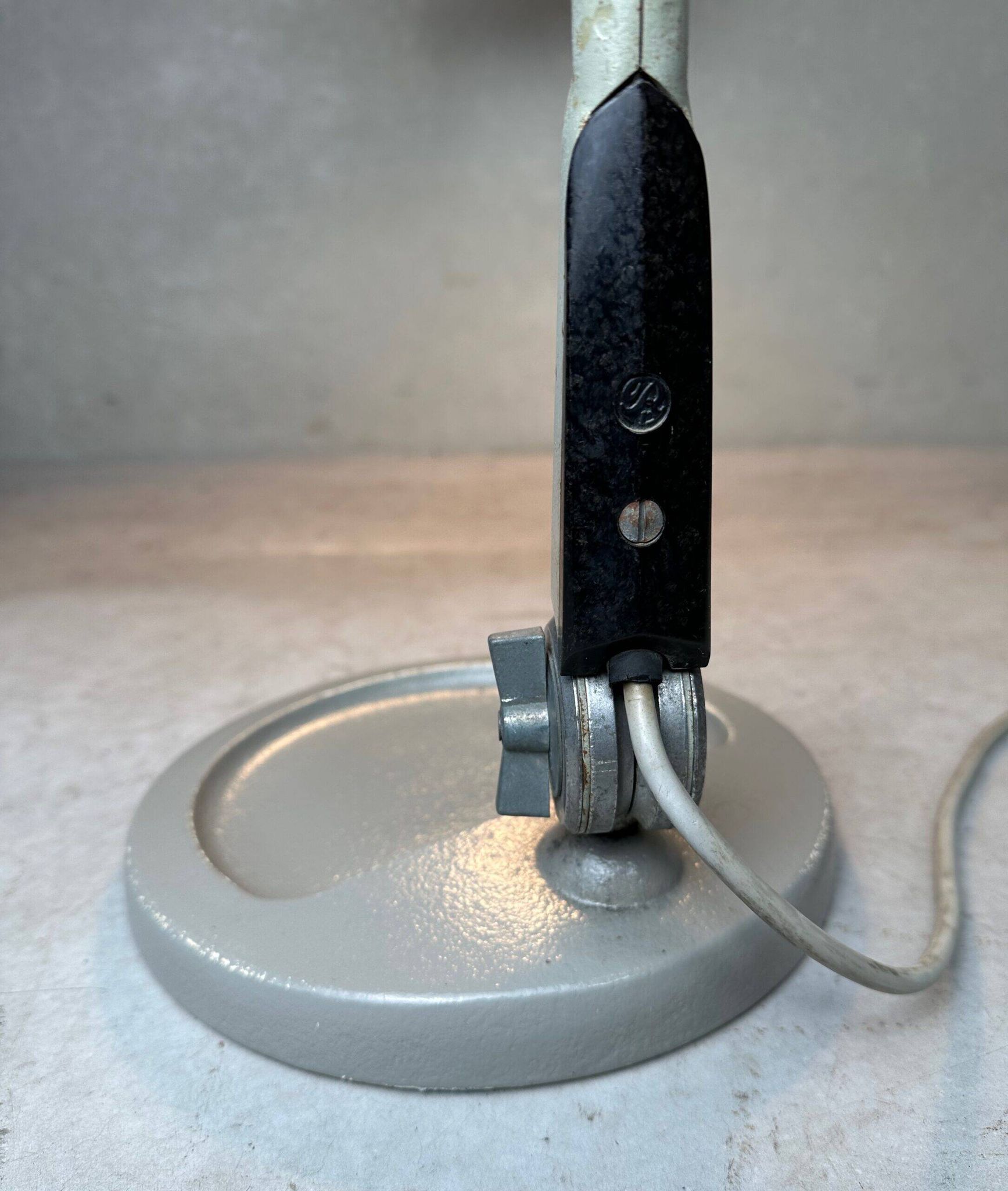 Lampe de bureau vintage émaillée – Rademacher