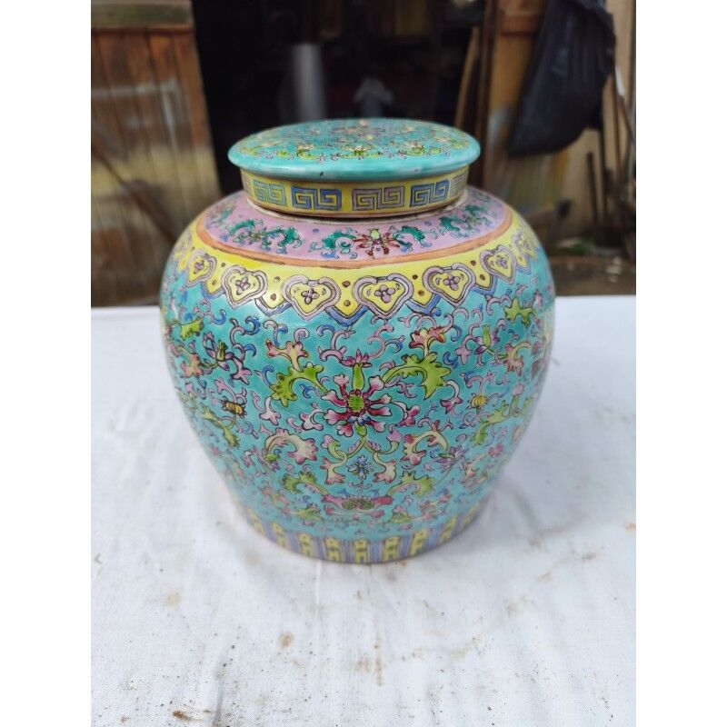 Ginger jar in Chinese glazed earthenware