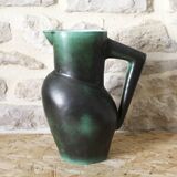 Gilbert and Denise Orlat ceramic pitcher in Ébreuil