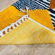 Tapis berbere marocain tissé main taille 75 x 300 cm