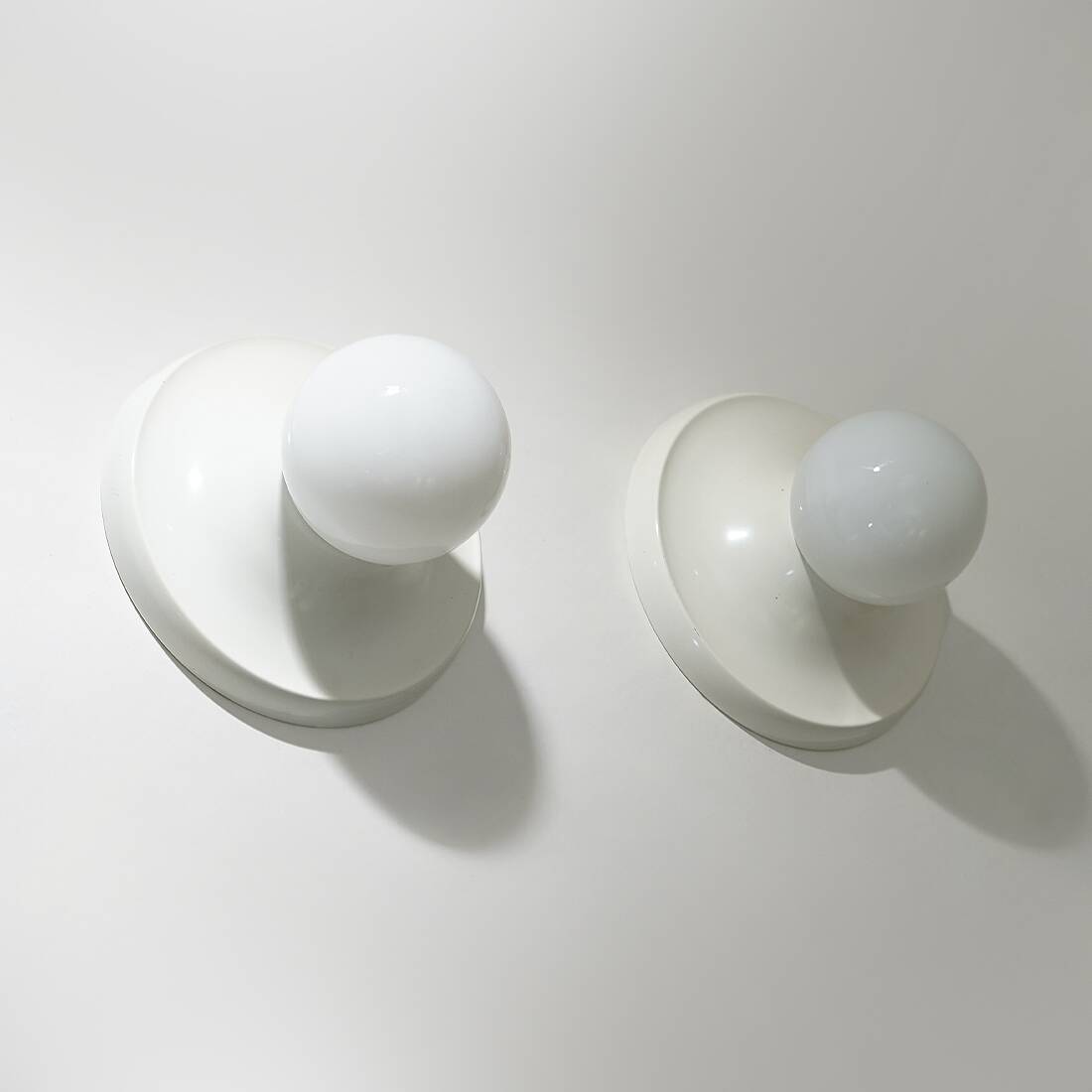 Pair of Light Ball ceiling lights by the Castiglioni brothers for Flos, 196
