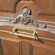 Porte d'entrée en chêne avec son bâti