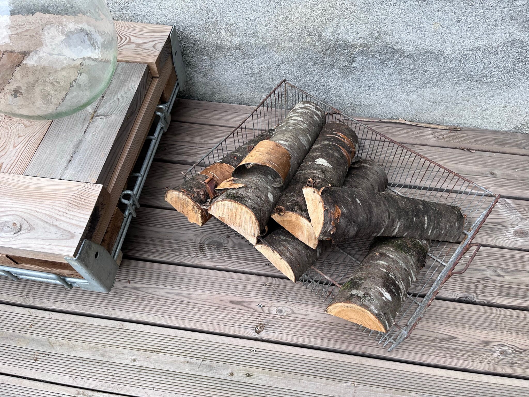 Basket of industrial wire