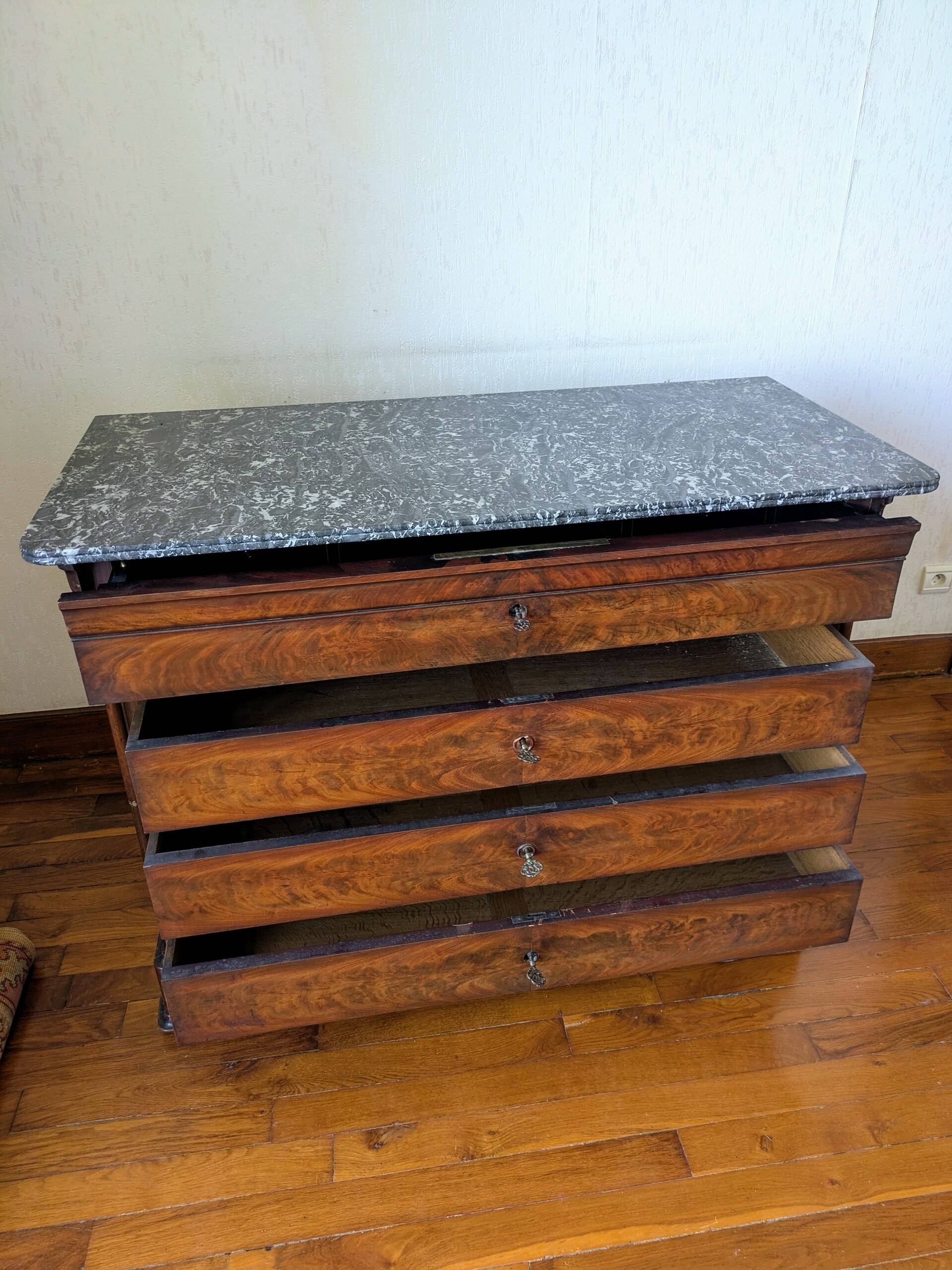 Commode bureau d'époque – Début XXᵉ siècle avec plateau en marbre