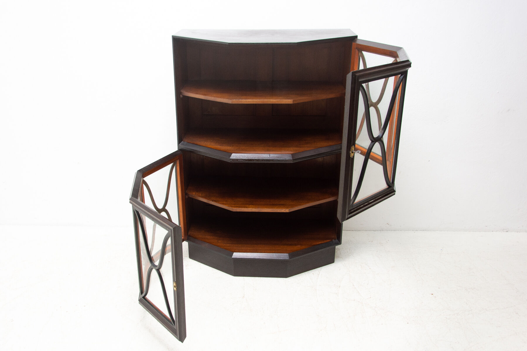 Art Nouveau storey bookcase, Austria-Hungary, 1910