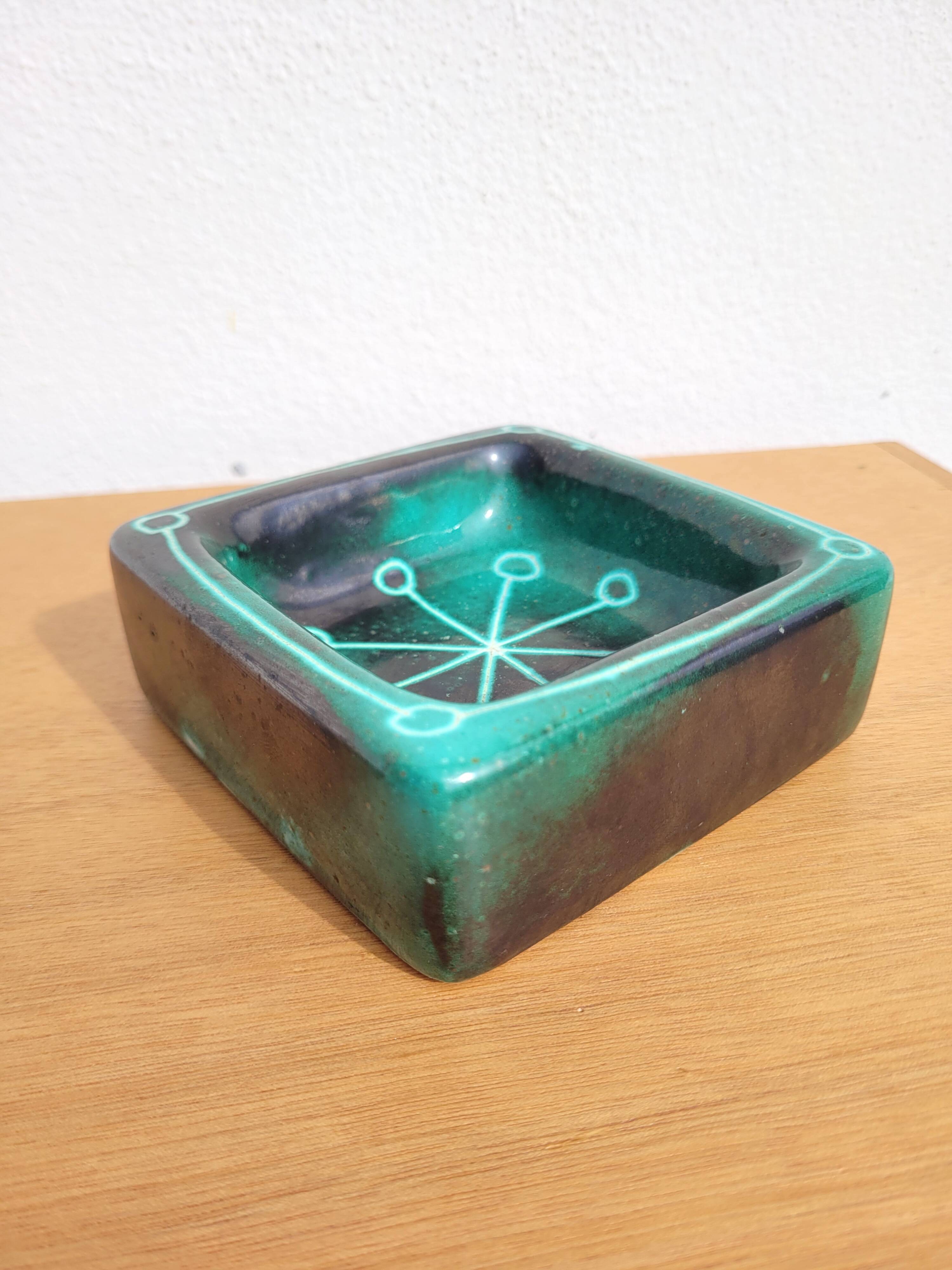 Ceramic pocket emptier by Charles Voltz in Vallauris