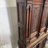 Small Renaissance-style buffet in walnut, 19th century.