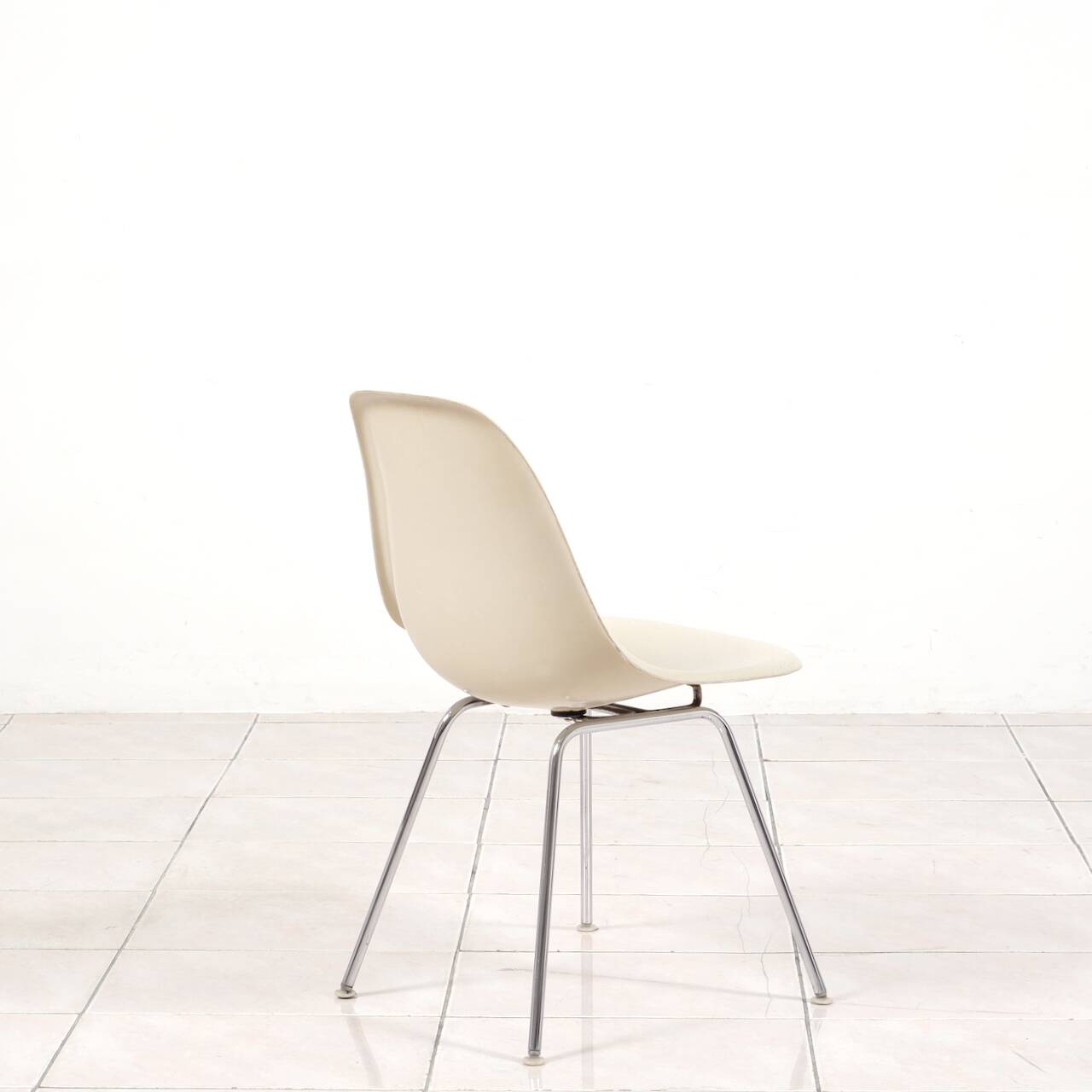 Ensemble de 4 chaises Eames en fibre de verre avec base en H pour Fehlbaum par Herman Miller