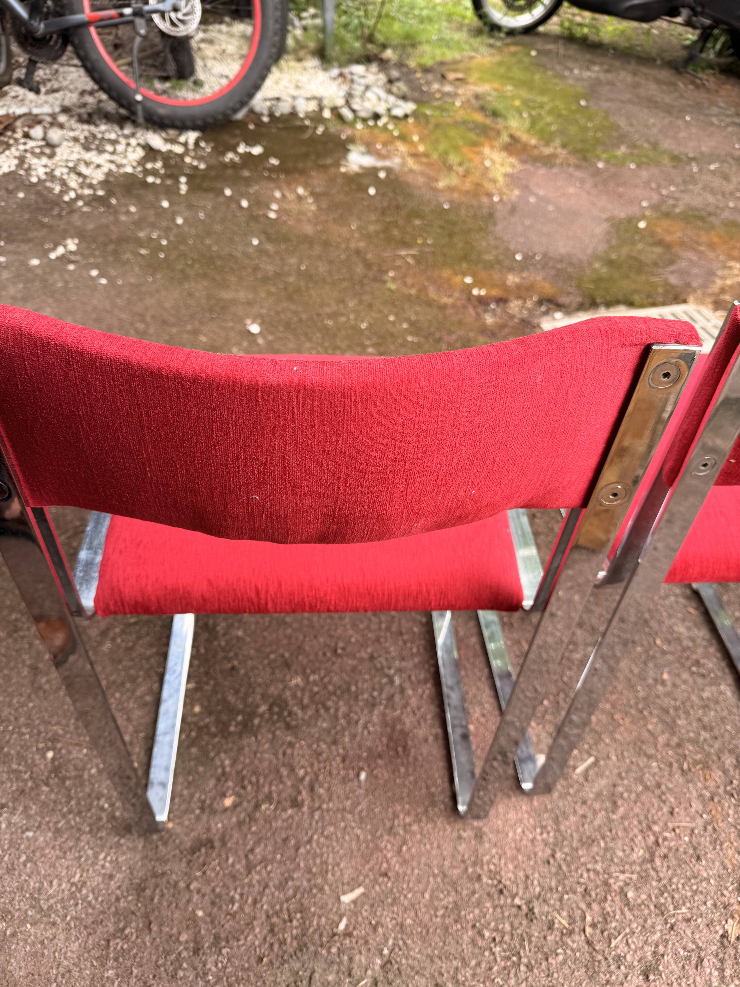 Vintage 1970s dining chair
