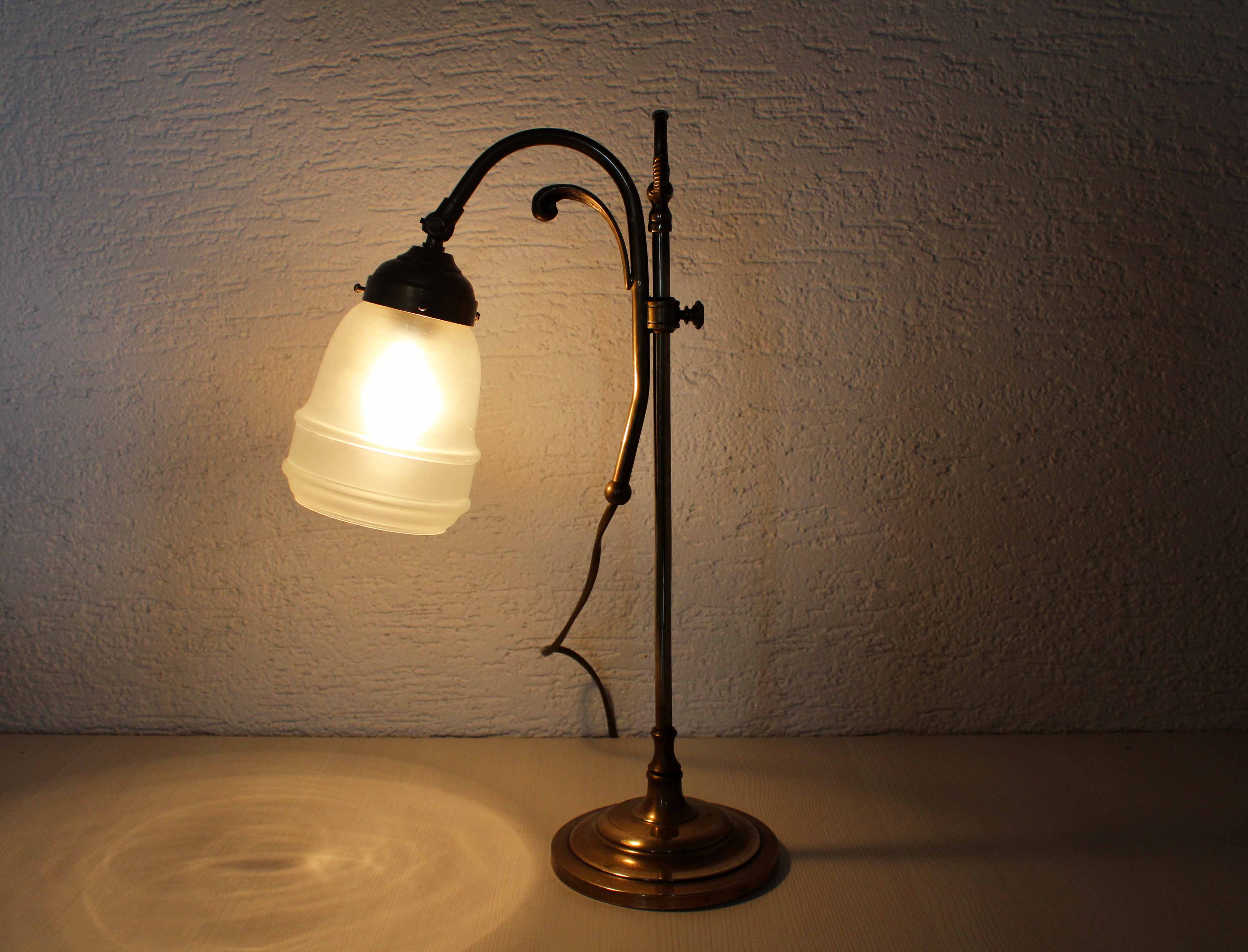 Former swan collar desk lamp