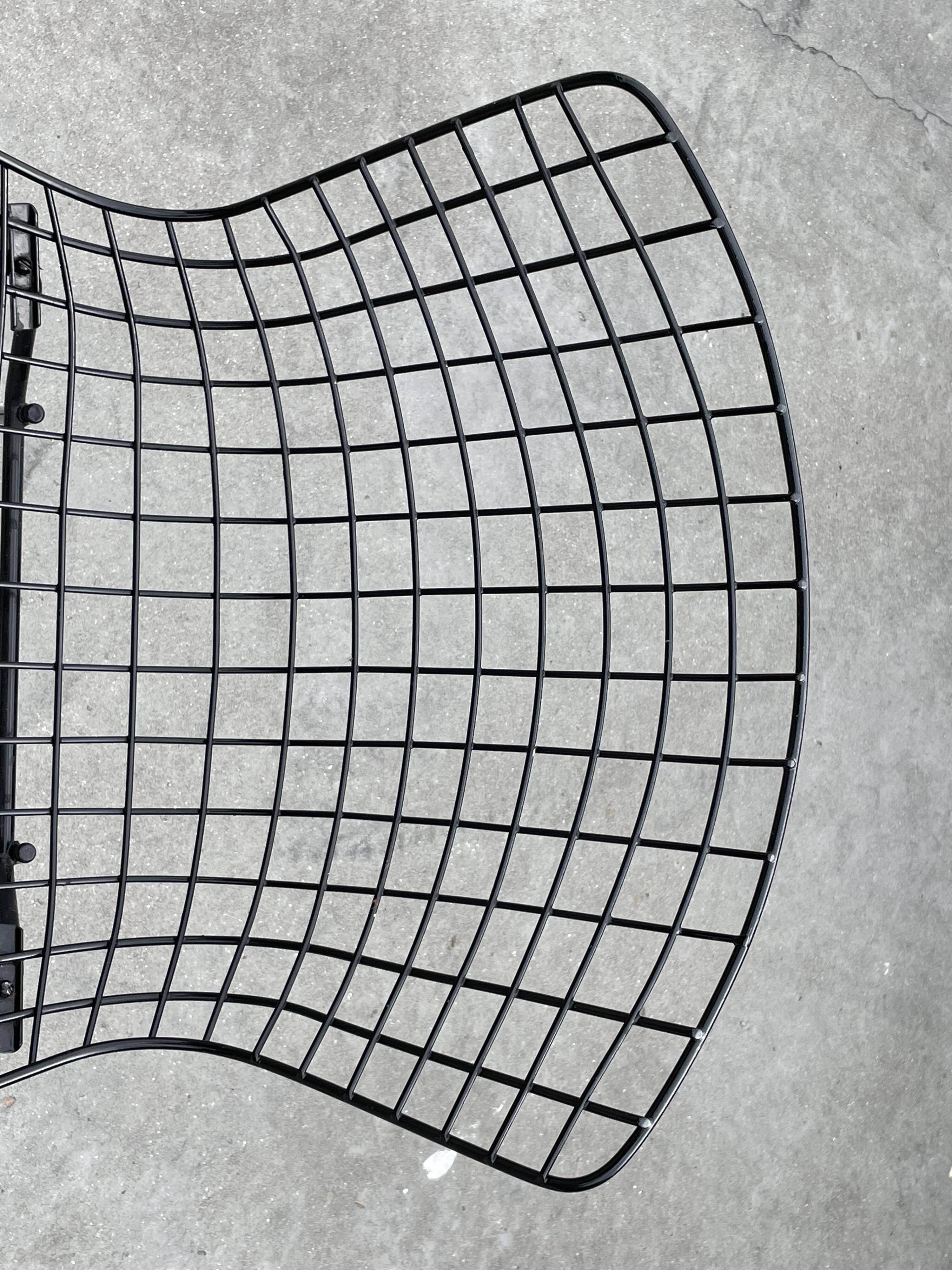 Harry Bertoia Chair 420 "wire" Knoll International in black