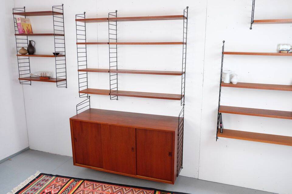 Nisse String shelf in teak, retro vintage style from the 60s-70s.