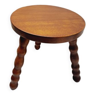 Tripod stool