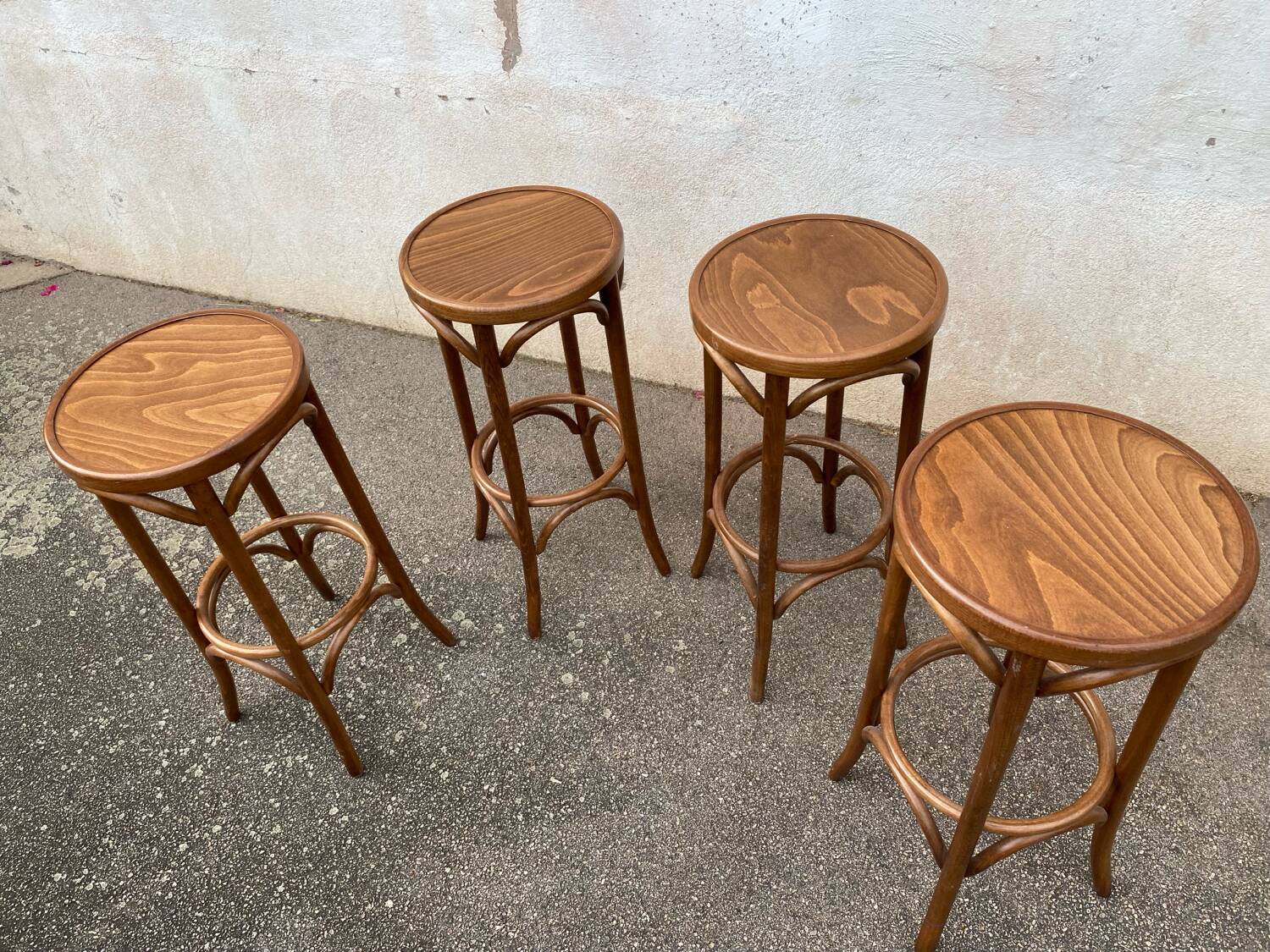 Set de 4 tabourets de bar, bois courbé