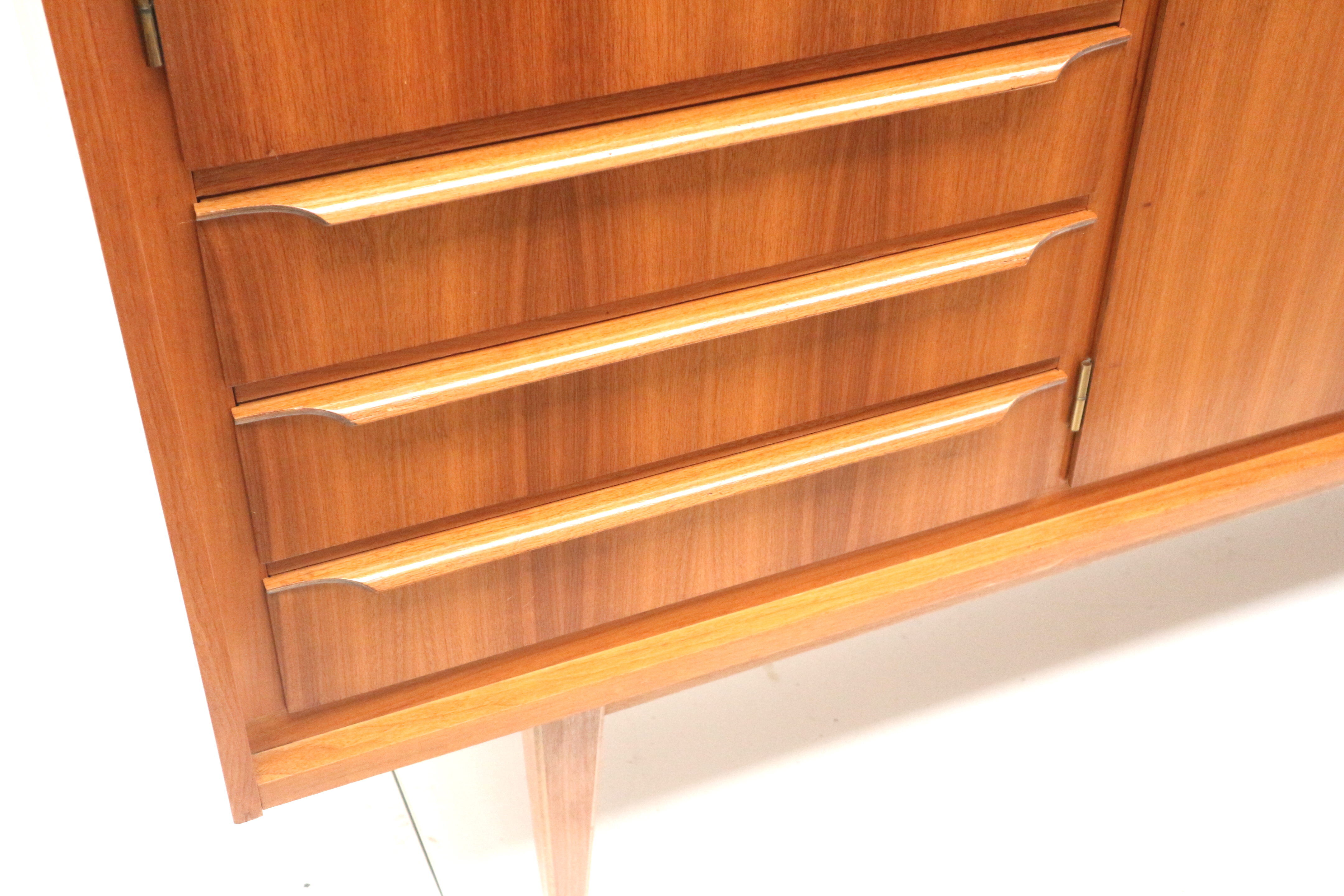 Buffet fabriqué dans les années 60