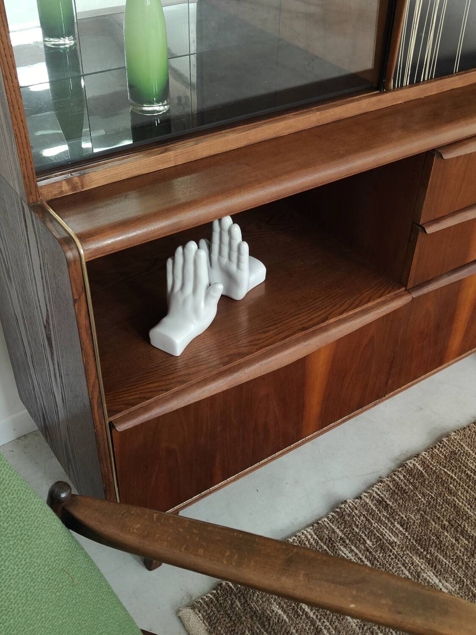Buffet vaisselier U372/386 B.Landsman et H.Nepozitek pour Jitona 1960