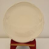 Gien earthenware pie dish from the "Rocaille" collection
