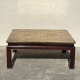 Table basse recouvert de feuille d’or