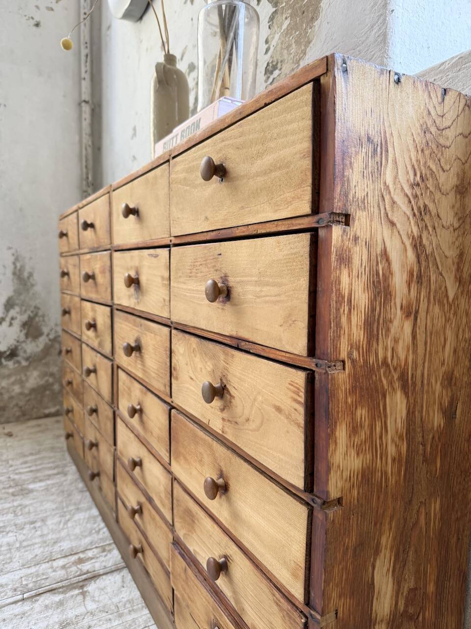 Trade furniture