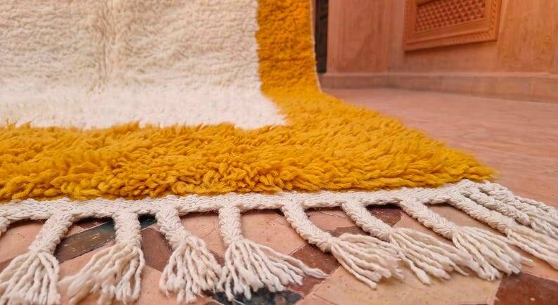 Tapis berbère marocain tissé à la main