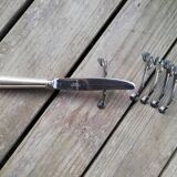Rabbit knife holder