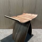 Sgabello Butterfly di Sori Yanagi per Vitra.
