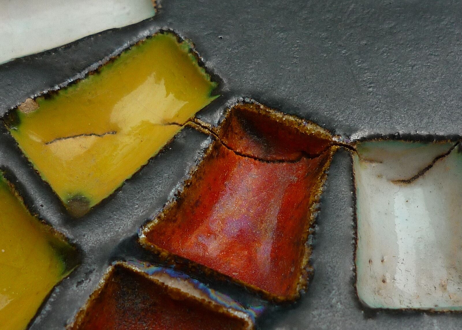 Multicolor dish, original ceramics signed Jean Garillon, years 50