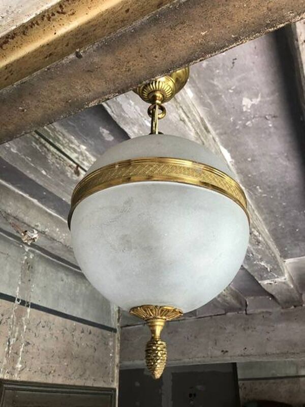 Suspension vintage , suspension boule verre givré, lampe de plafond, lustre