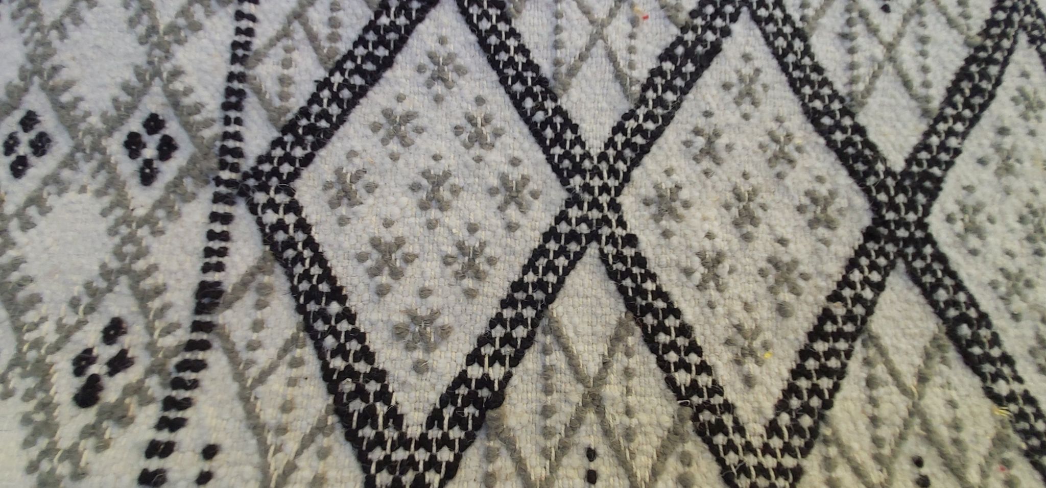 Handmade white carpet corridor 370x80cm