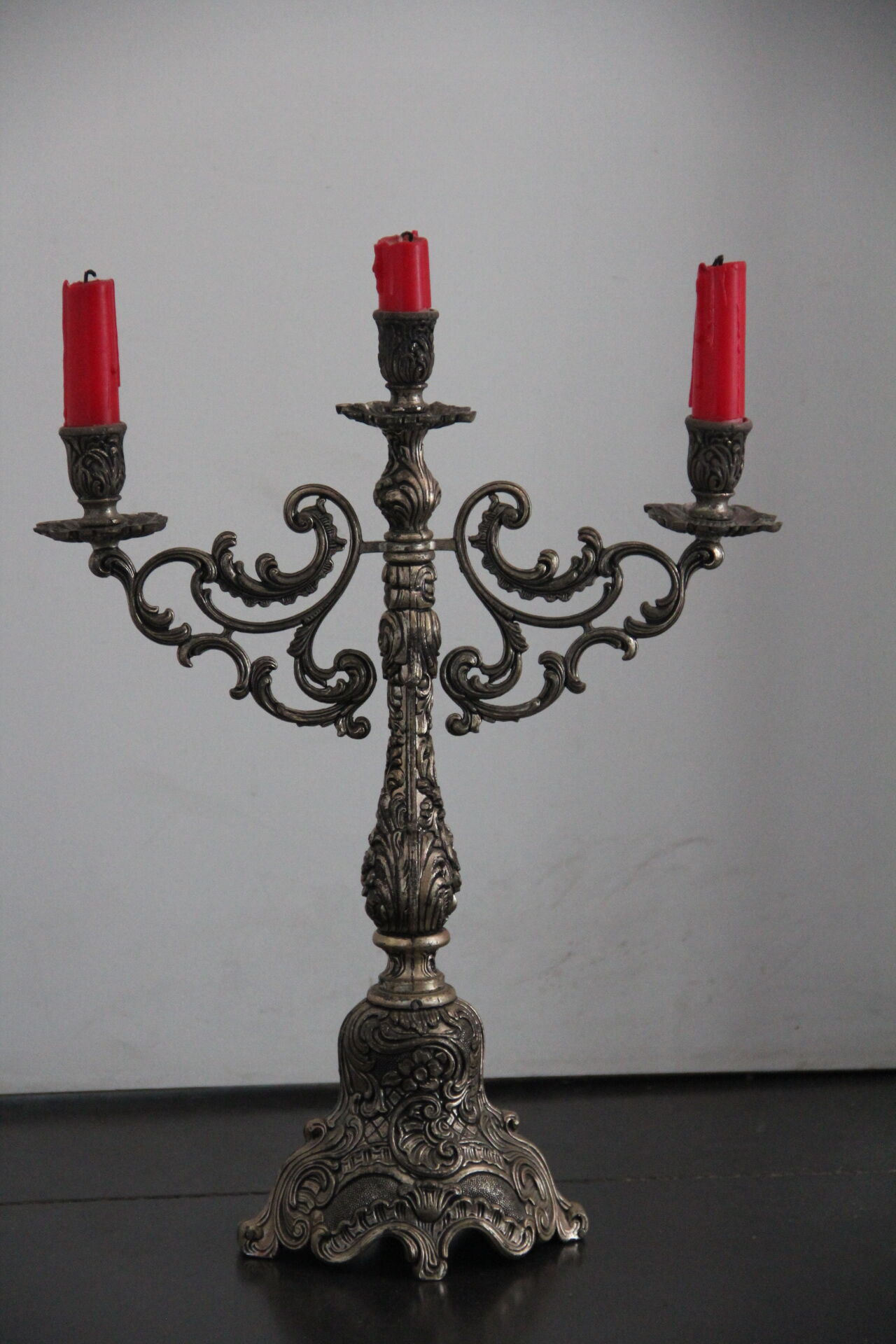 3-arm chandelier, regency style