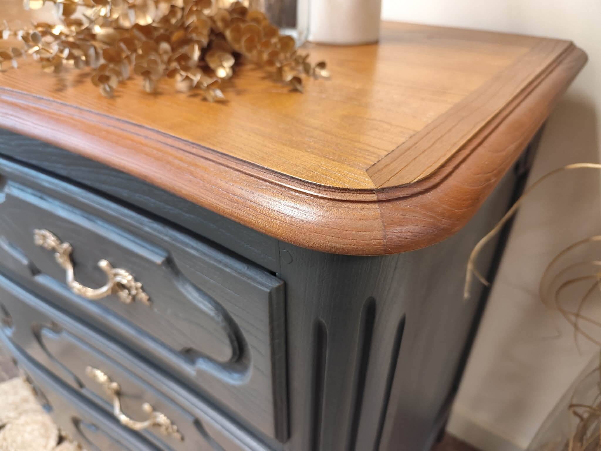 Birch wood chest of drawers