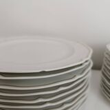 Lot assiettes plates et à dessert en porcelaine de Limoges
