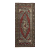 Tapis oriental turc vintage. Environ 1960. Tapis tribal fait main, unique en son genre. 100 % laine.