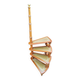 Escalier de bibliothèque ancien