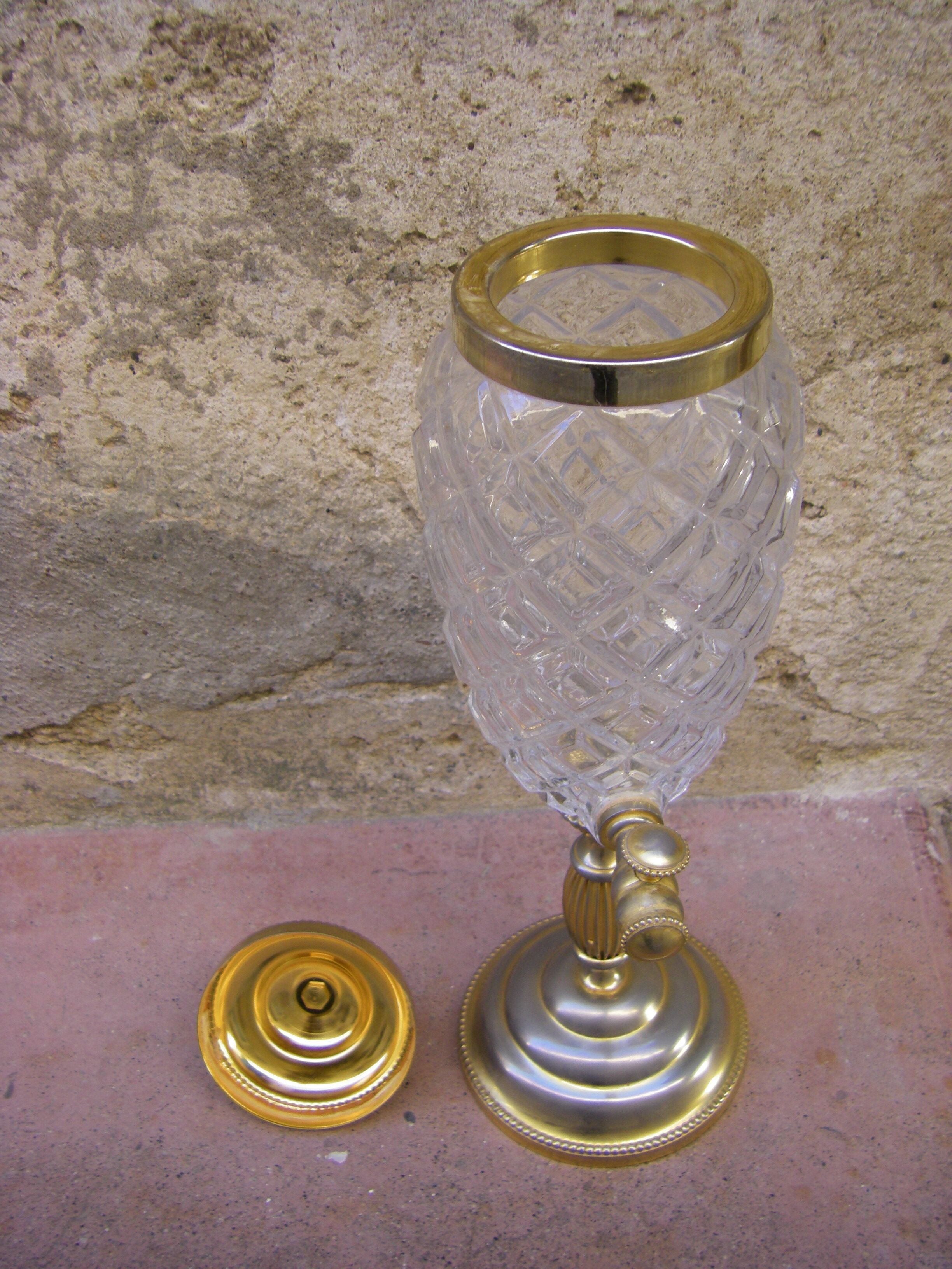 Vintage liquor fountain