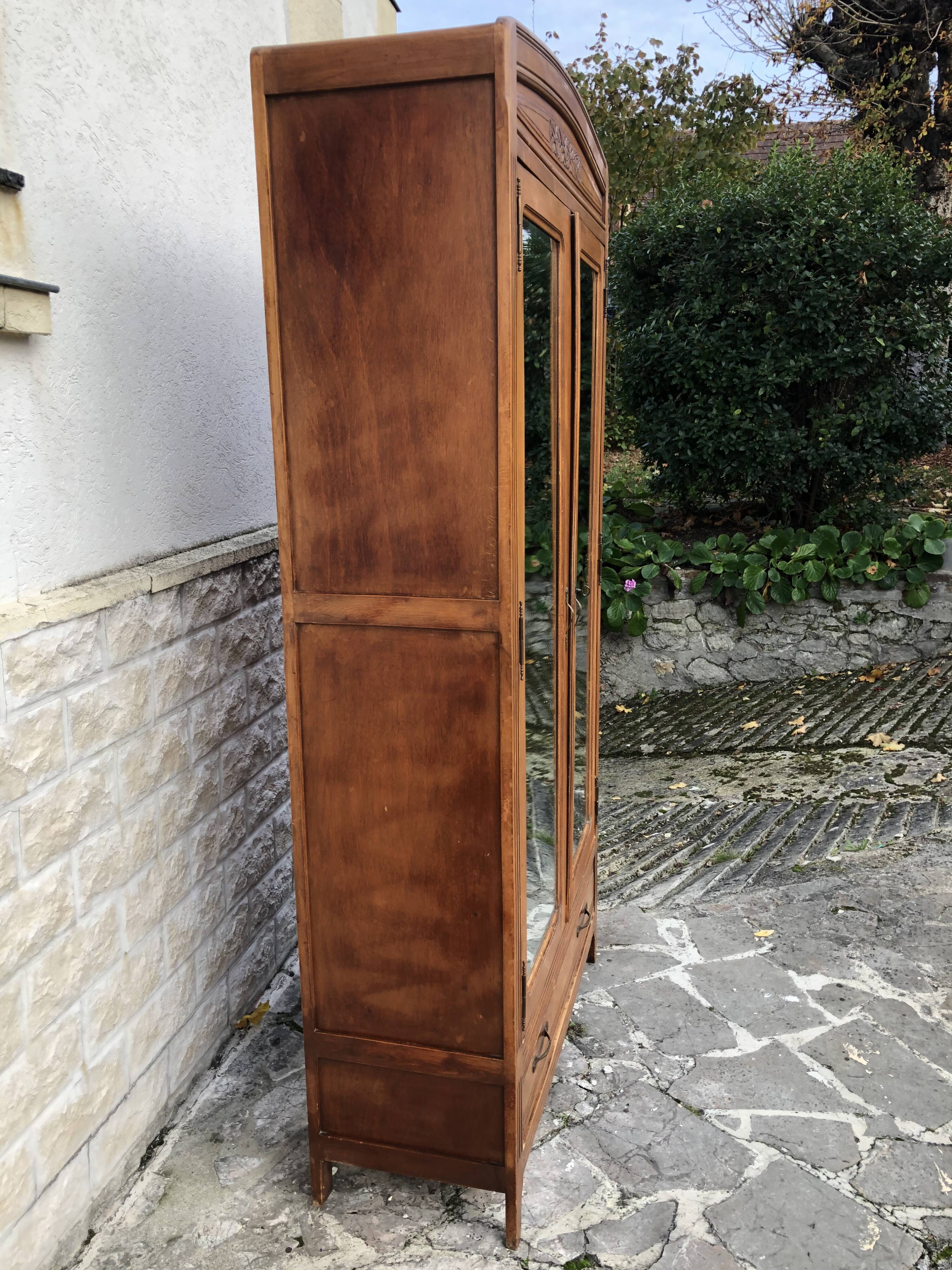 Parisian hotel wardrobe