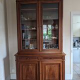 Showcase buffet