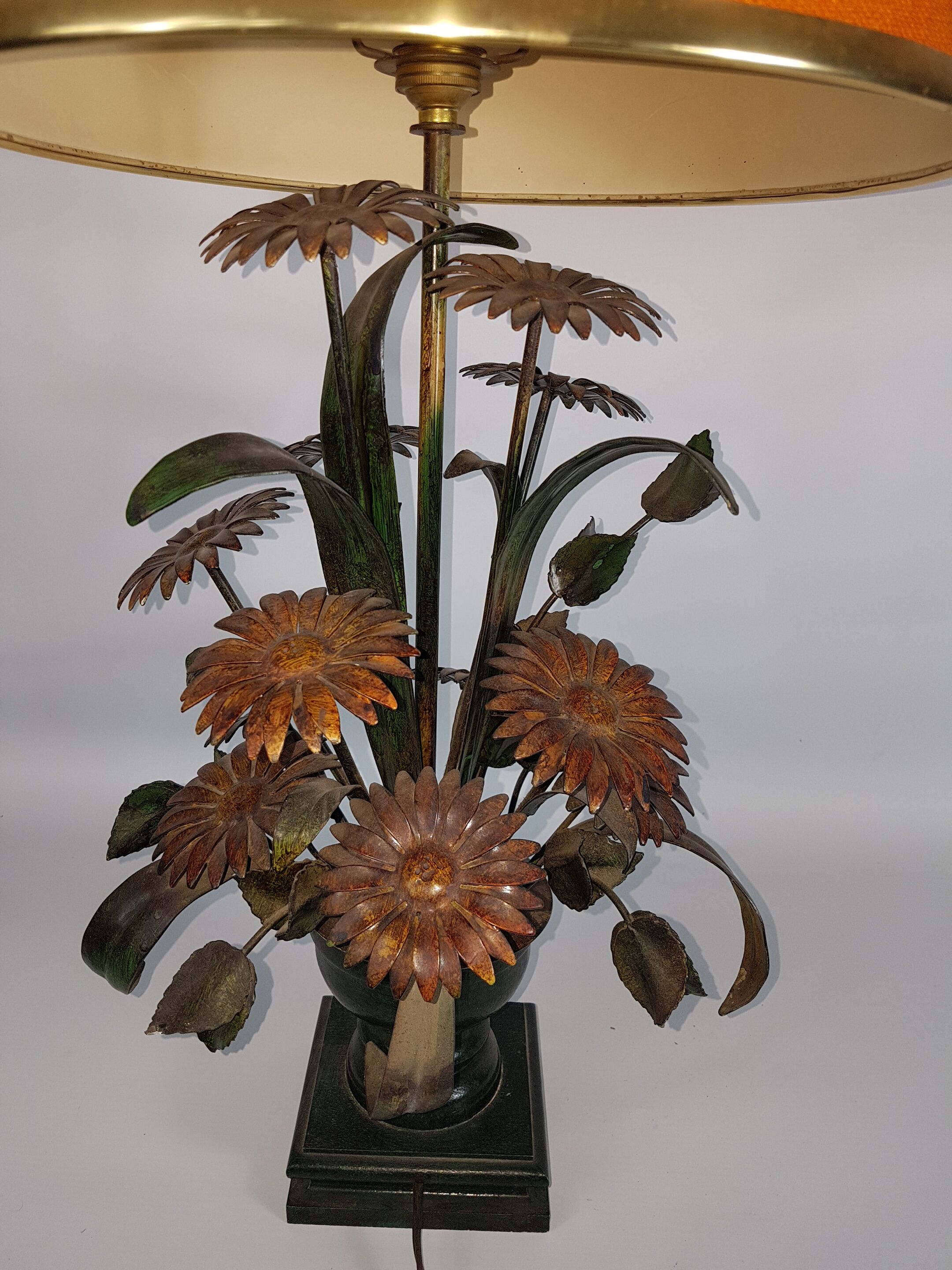 Lamp deco marguerittes metal Vintage 70s